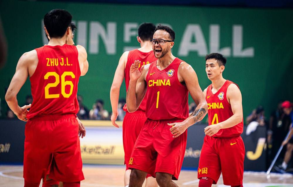 快船8连胜期间哈登场均20.1分9.8助攻&命中率出彩NBA常规赛，快船在客场以151-127击败步行者，喜迎八连胜。